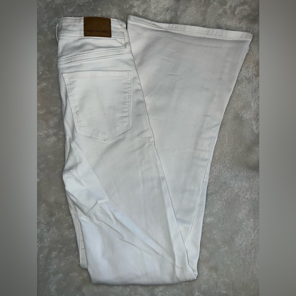 American Eagle Outfitters Crisp White Denim Boot Cut Jeans - Picture 5 of 8
